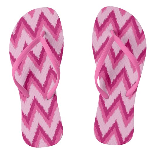 Ikat Zickzack Stripes - Fuchsia und Pink Badesandalen (Fußbett)