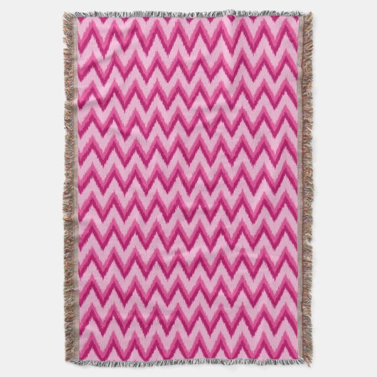 Ikat Zickzack Stripes - Fuchsia und Pink Decke (Vorderseite Vertikal)