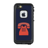 Ikonenhaftes rotes Retro Telefon auf irgendeiner LifeProof iPhone Hülle (Rückseite)