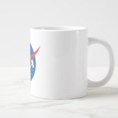 Ikonische NASA Keramik Tasse (20 oz.) (Rechts)