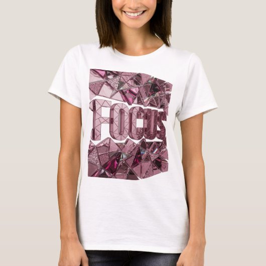Ikonisches Pink FOCUS Statement Design T-Shirt (Vorderseite)