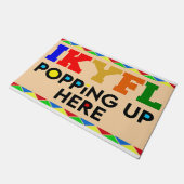 Ikyfl, hier oben ist dieses Haus Fußmatte (Schrägansicht)