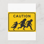 Illegale Außerirdischen, die das Autobahnzeichen ü Postkarte (Vorderseite)