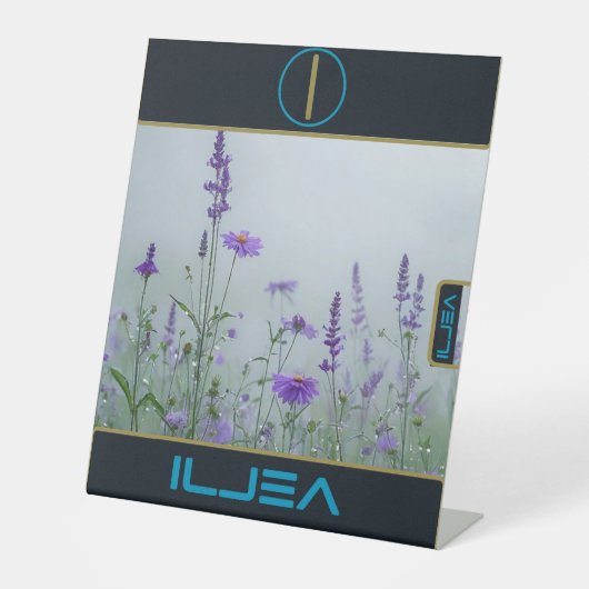 ILLJEA PEDESTAL SIGN SOCKELSCHILD (Vorderseite)