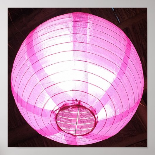 Illuminierte Träume: Plakat mit weichem rosa Licht (Vorne)