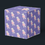 illusima Ballet Hippo Lila Geburtstagsfeier Gesche Geschenkschachtel<br><div class="desc">illusima Ballerina Hippo Muster Lila Geburtstagsparty Box,  die als Gefälligkeitsbox,  eine Goodie Taschenbox,  nehmen Sie Zuhause-Kuchen Box,  eine Geschenkboxen. Ideal für die thematische Geburtstagsparty eines Kindes.</div>