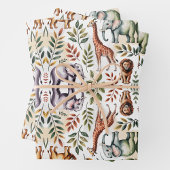 Illustrated pattern featuring elephants, lions geschenkpapier set