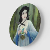 Illustration der schönen Frau im Wald Große Wanduhr (Winkel)