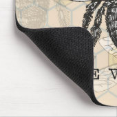 Illustration der Vintagen Arbeiterbiene Mousepad (Ecke)