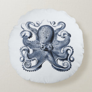 Illustration des blauen Kraken von Ernst Haeckel Rundes Kissen