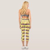 Illustration des Cartoon von Strickhühnern Capri Leggings (Rückseite)