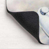 Illustration eines Flugzeugfliegens über Wormhole Mousepad (Ecke)