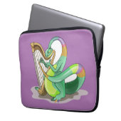 Illustration eines Plateosaurus, der die Harfe spi Laptopschutzhülle (Vorderseite Links)