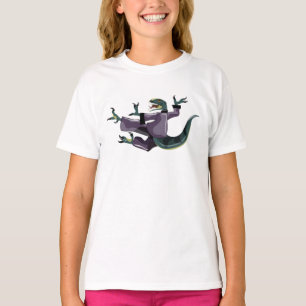 Illustration eines Raptor Darstellend Karate. T-Shirt