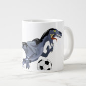 Illustration eines Raptor Dinosauriers, der Fußbal Jumbo-Tasse (Vorderseite Rechts)