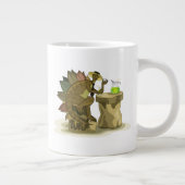 Illustration eines Stegosaurus, der ein Getränk tr Jumbo-Tasse (Rechts)