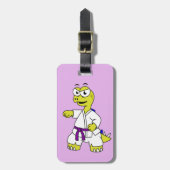 Illustration eines Stegosaurus, der Karate praktiz Gepäckanhänger (Vorderseite vertikal)