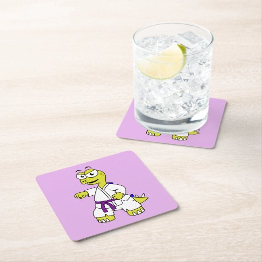 Illustration eines Stegosaurus, der Karate praktiz Rechteckiger Pappuntersetzer (Vor Ort)