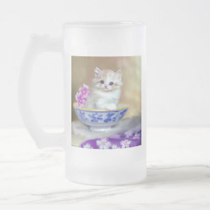 Illustration eines weißen Vintage-Kätzchens Mattglas Bierglas