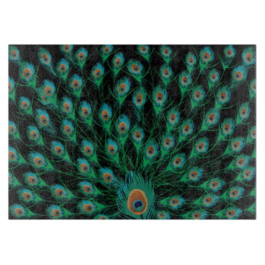 Illustration mit Pfau-Federn auf Schwarzem Schneidebrett (Vorderseite)
