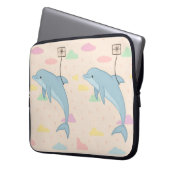 Illustration von Flying Delphin Deliverings Letter Laptopschutzhülle (Vorderseite Links)