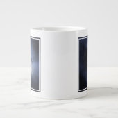 Illustrative Nah-up der Comet Tempel. Jumbo-Tasse (Vorderseite)