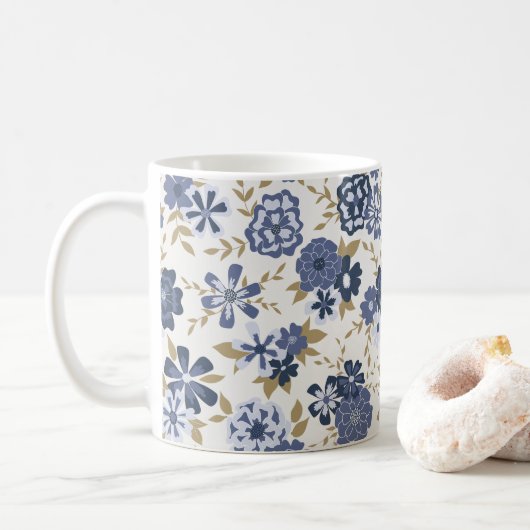 Illustrierte Blaue Vektor-Blume Reben Kaffeetasse (Mit Donut)