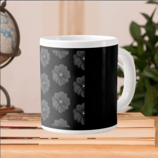 Illustrierte Blume in Schwarz-Grau-Muster" Jumbo-Tasse