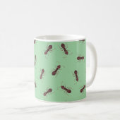 Illustrierte braune Ameisen auf Grün Kaffeetasse (VorderseiteRechts)