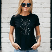 Illustrierter Frauenschwarz-Zodiac-T - Shirt