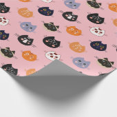 Illustriertes Cat Faces Muster Geschenkpapier (Ecke)