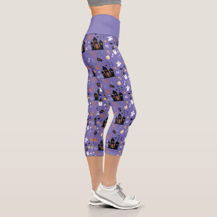Illustriertes Halloween-Muster mit lila Capri Leggings