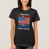 I'm a Dad Papaw And Veteran Nothing Scares Me Amer T-Shirt (Vorderseite)