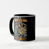 I'm A Grumpy Old Man I'm Too Old To Fight Too Slow Tasse (Vorderseite Links)