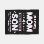 I'm A Proud Mom Shirt Gift From Son To Mom Funny M Fleecedecke (Vorderseite (Horizontal))