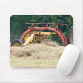 Im altem Stil geschleppter Heurechen bei der Mousepad (Mit Mouse)