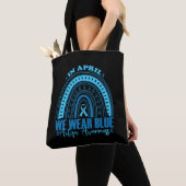 Im April tragen wir Blauer Regenbogen Autismus Bew Tasche (Von Nahem)