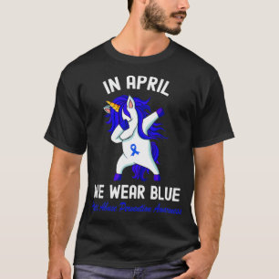Im April tragen wir Blue for Child Missuse Awarene T-Shirt