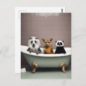 Im Badezimmer sitzen lustige Tiere in der Badewann Postkarte (Vorne/Hinten)