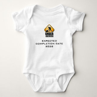 Im Baugewerbe wächst das sonnige Baby Strampler