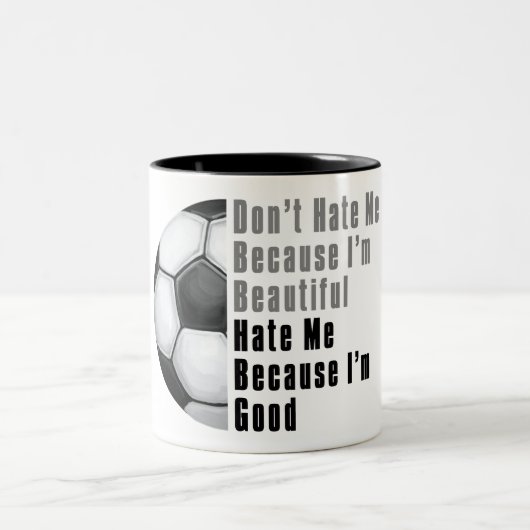 Im Beautiful Im Good Soccer Ball Zweifarbige Tasse (Mittel)