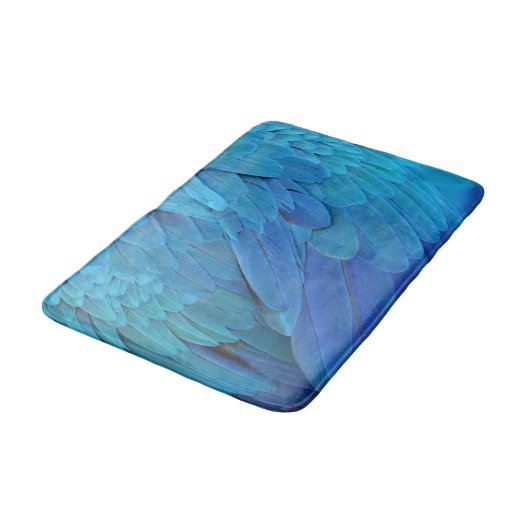I'm blue - Macaw feathers Badematte (Schrägansicht)