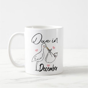 Im Dezember fällig Süßer Schwan trägt ein lustiges Kaffeetasse