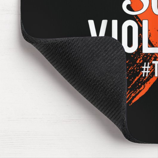 Im Februar tragen wir Orange Teen Verabredet Gewal Mousepad (Ecke)