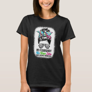 Im Februar tragen wir Zebra Messy Bun Seltene Kran T-Shirt
