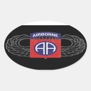 im Flugzeug Abteilung "All American" - RUSTIK Ovaler Aufkleber