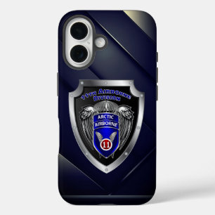 im Flugzeug Abteilung iPhone 16 Hülle