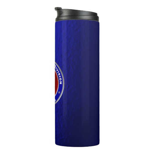 im Flugzeug Abteilung Thermosbecher (Nach rechts gedreht)