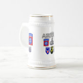 Im Flugzeug Armeeabteilungen Vergangenheit und Geg Bierglas (Vorderseite Links)