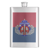 im Flugzeug Dagger Division Colors Flachmann (Vorderseite)